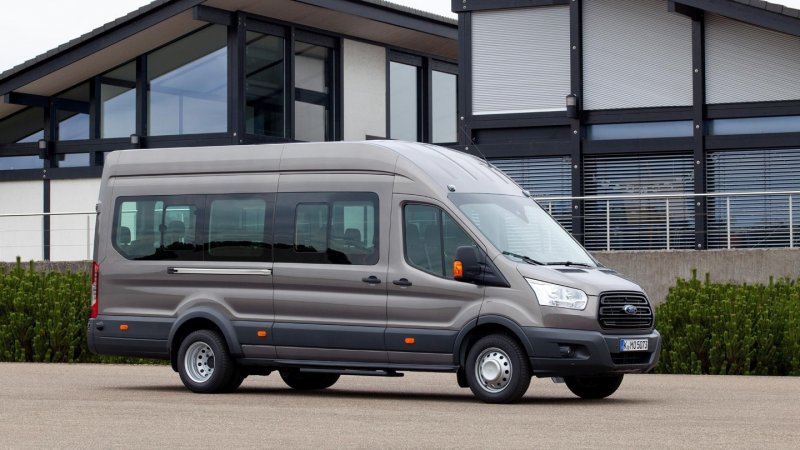 Ford Transit микроавтобус