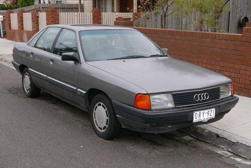 Audi 100 III (c3)