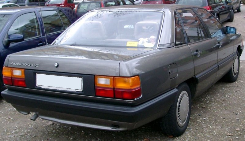Ауди 100 с3 сигара
