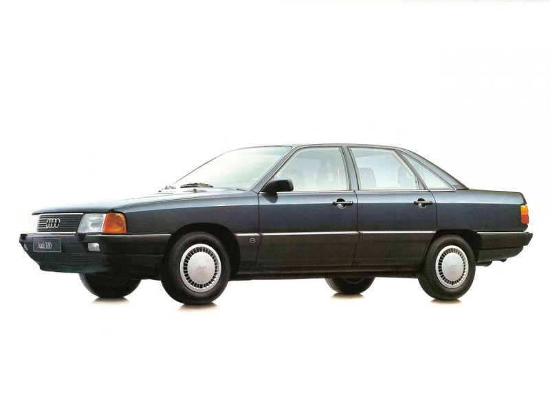 Audi 100 c3 седан