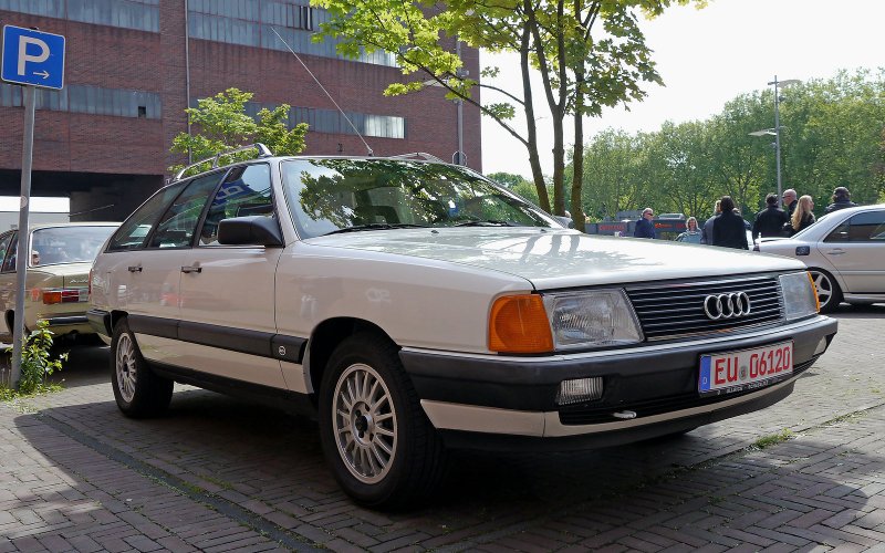 Ауди 100 Авант 1993