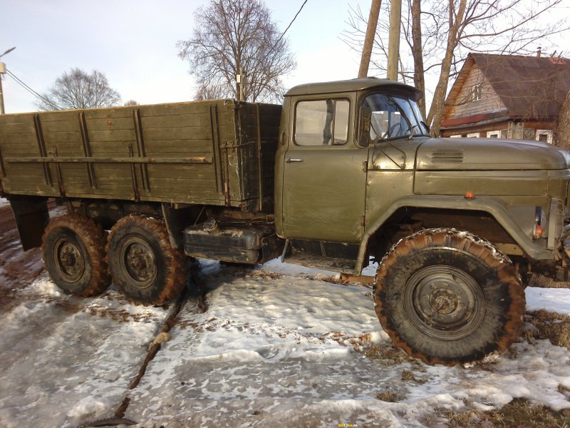 ЗИЛ 131 армейский бортовой
