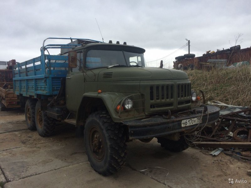 Военный грузовик ЗИЛ 131