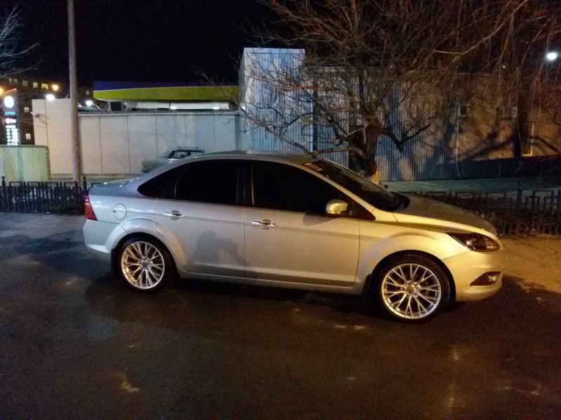 Ford Focus 2 r16