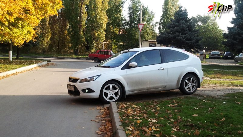 Ford Focus 2 Рестайлинг r16