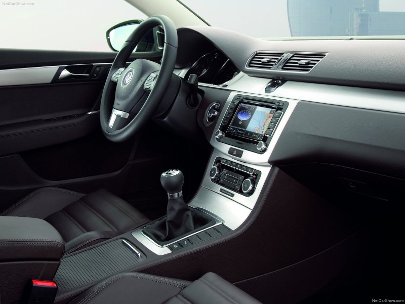 Volkswagen Passat b7 2012 салон