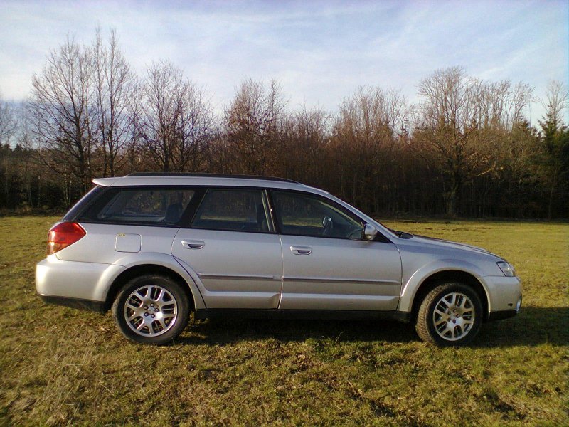 Субару Аутбек 2004 2.5