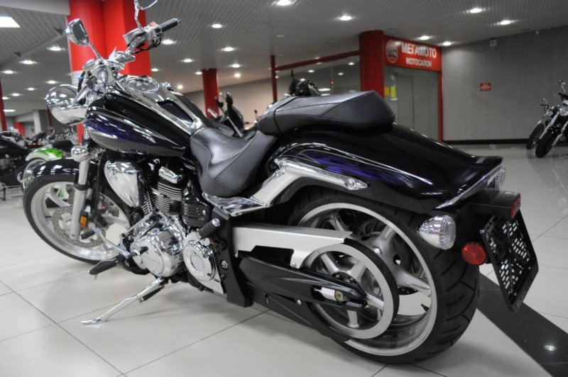 Yamaha Raider 1900