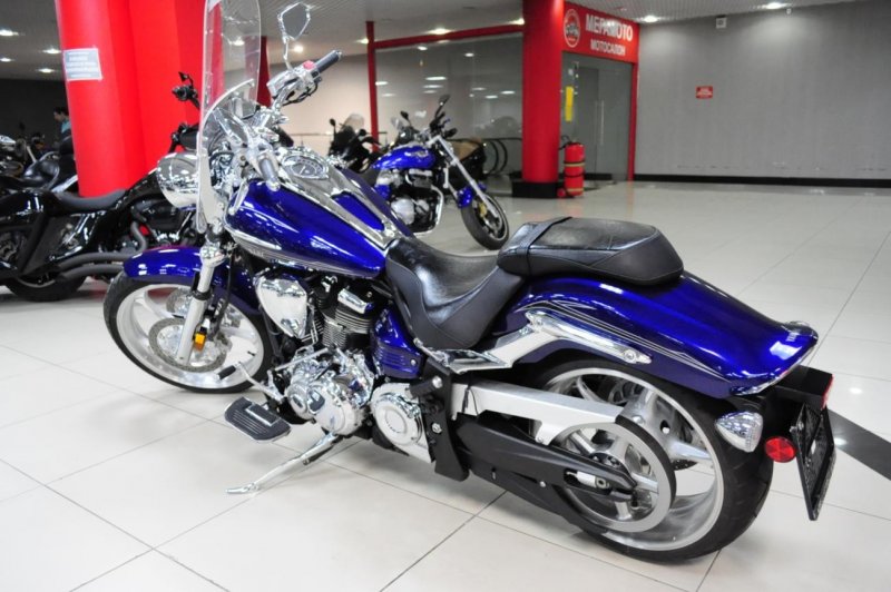 Yamaha xv1900 Raider