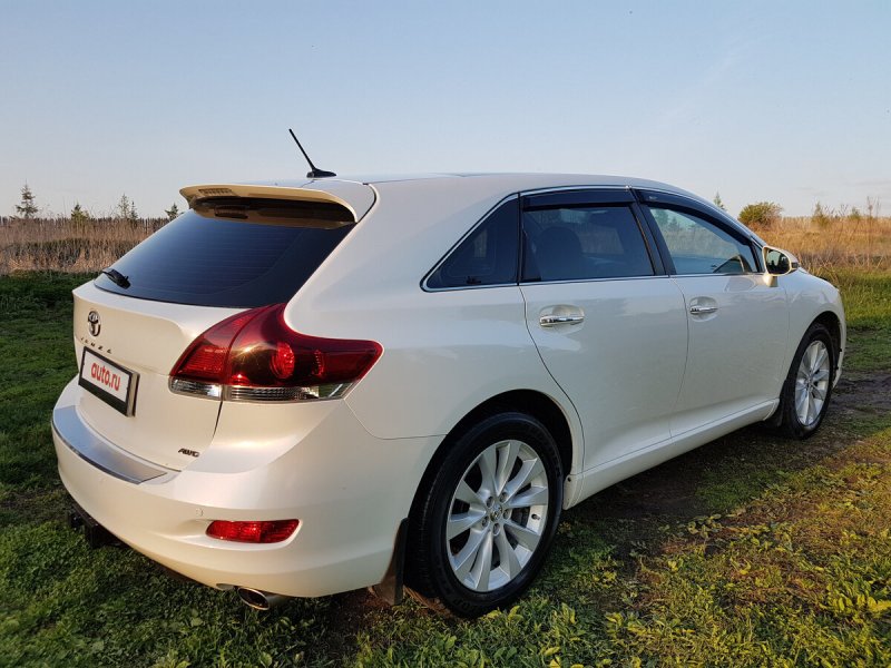 Toyota Venza 2013 белая