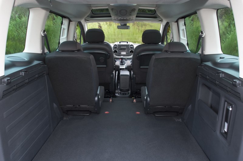 Peugeot partner Tepee 2012