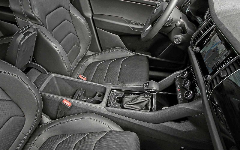 Skoda Kodiaq алькантара