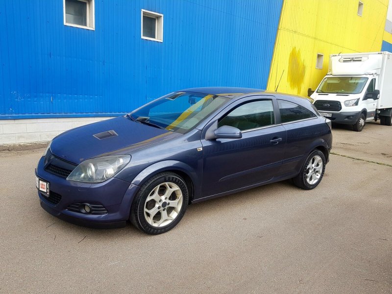 Opel Astra GTC H 1.8 2008