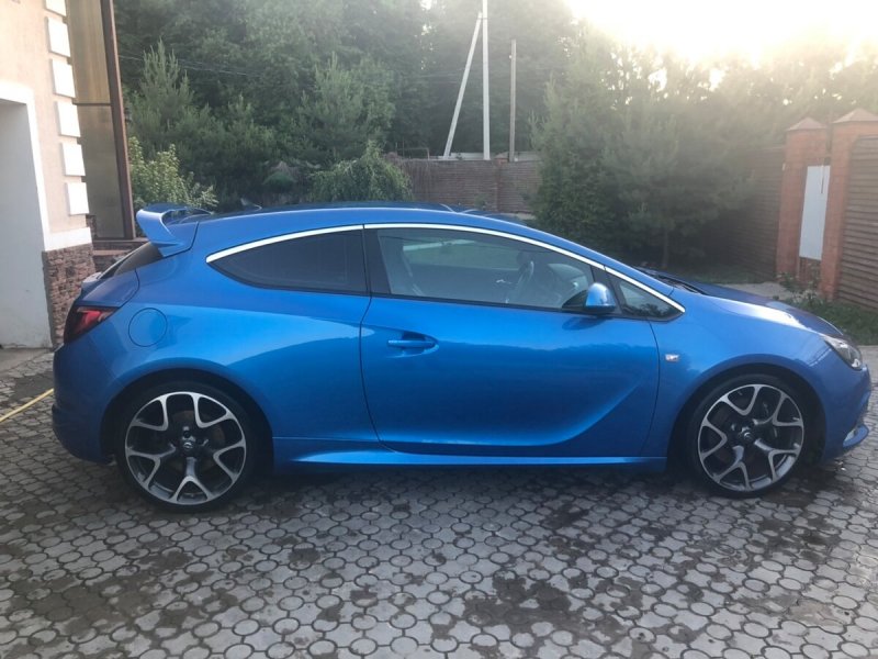 Opel Insignia OPC 2016