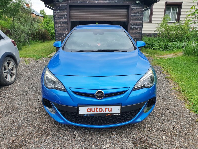 Opel Astra OPC 2013