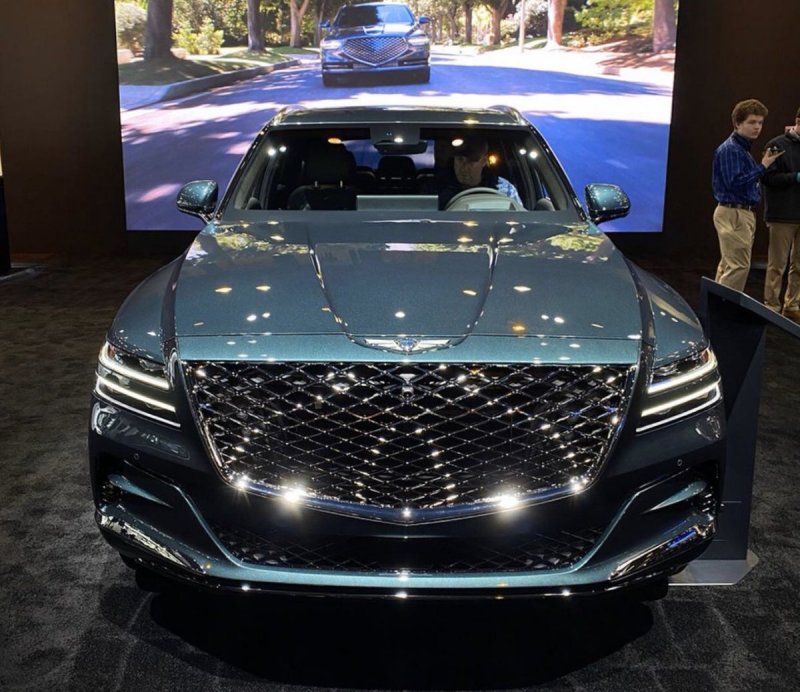 Hyundai Genesis 2015