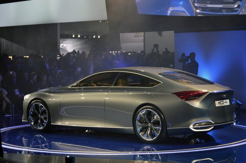 Hyundai Genesis 2014