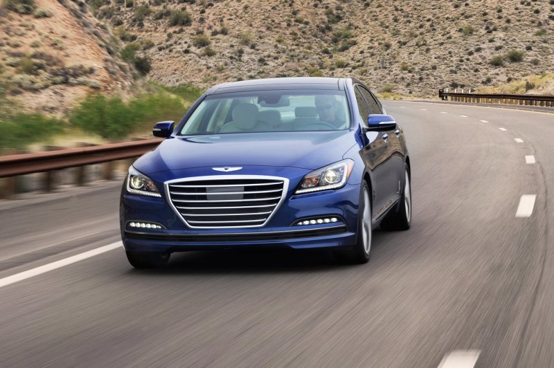 Hyundai Genesis 2