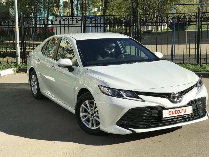 Toyota Camry v70 2018