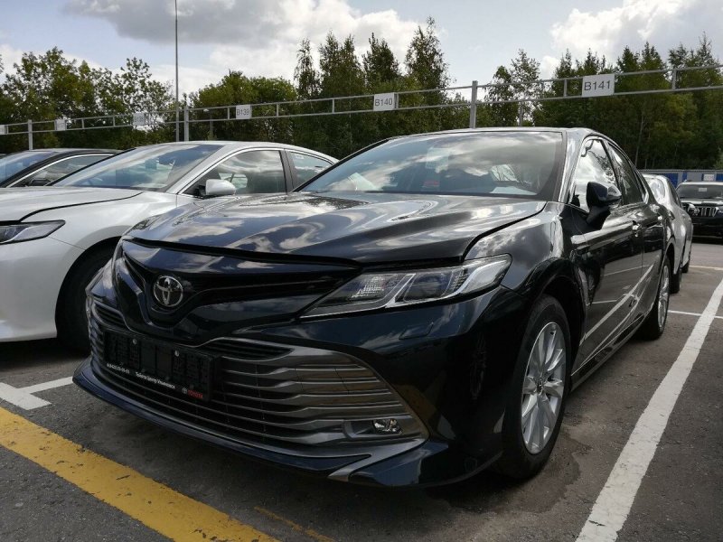 Toyota Camry xv70 2017