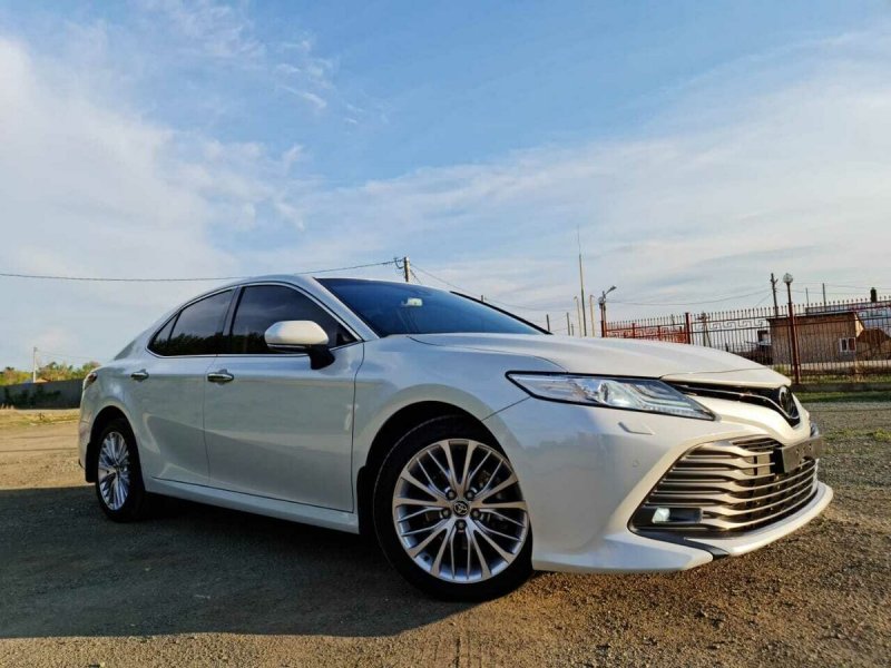 Toyota Camry 70 2021