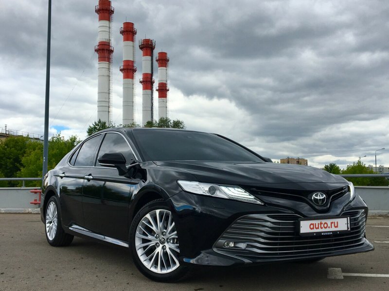 Toyota Camry xv70 2017