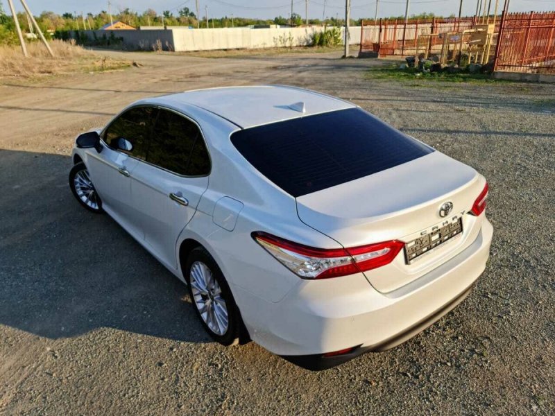 Toyota Camry v70 2017