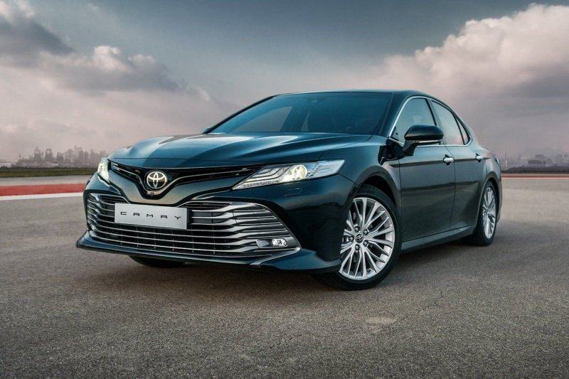 Toyota Camry v70 2017