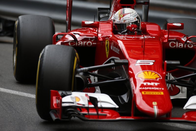 F -1 Ferrari f-1
