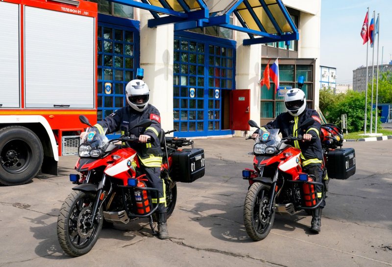Спасатели мотоциклисты