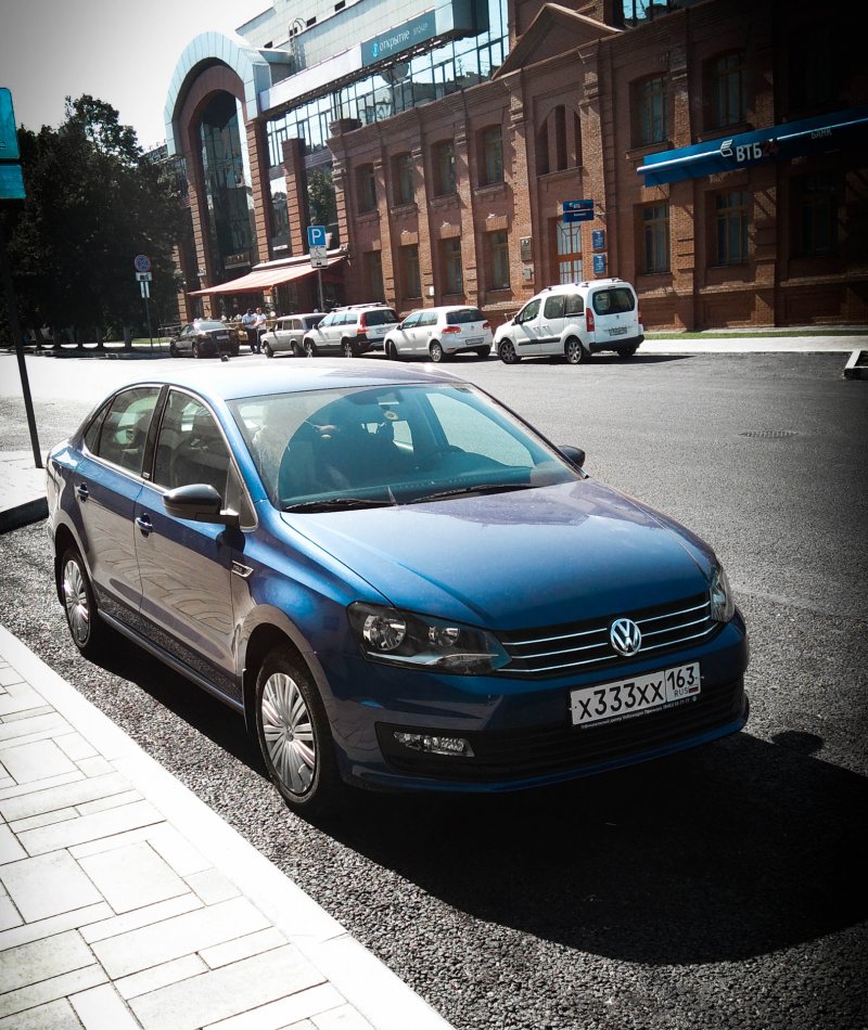 Volkswagen Polo sedan 2011