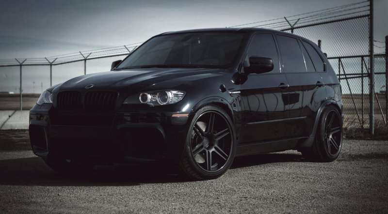 BMW x5m e70 Black
