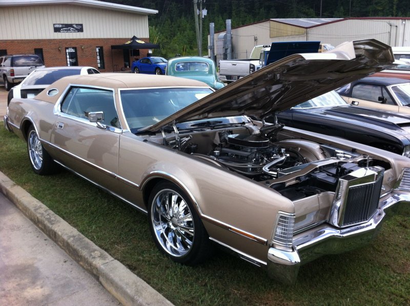 Lincoln Mark 4