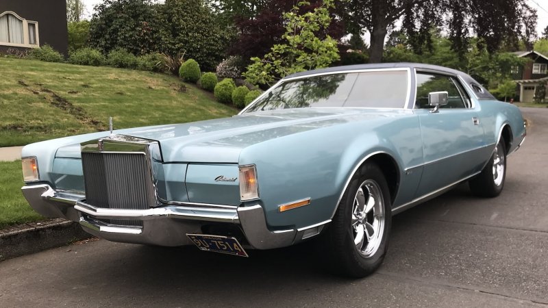 Lincoln Mark IV