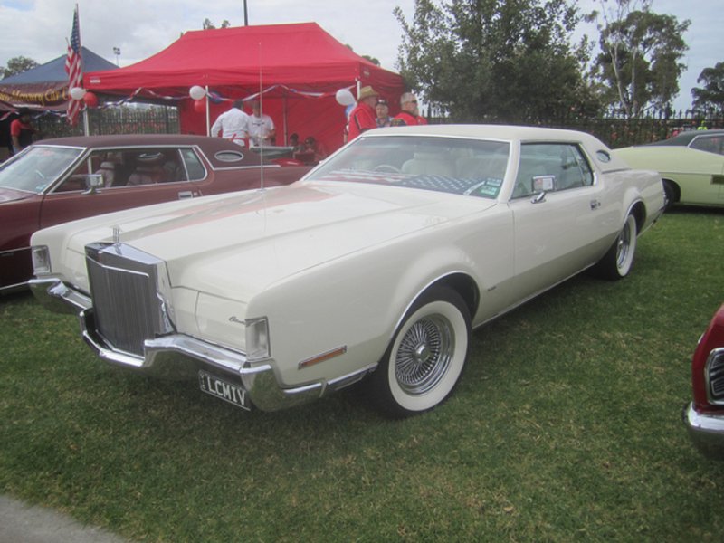 Lincoln Continental Mark IV 1972