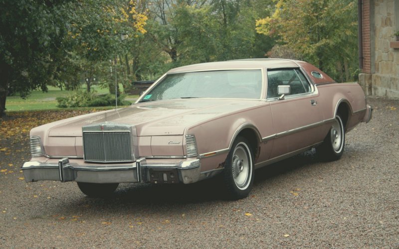 Lincoln Continental Mark IV 1976