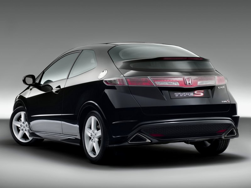 Honda Civic 8 поколение