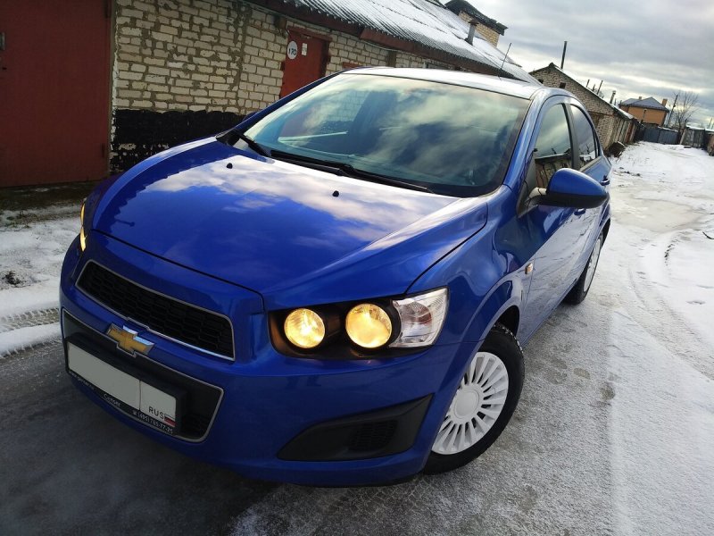 Chevrolet Aveo 2012 синий