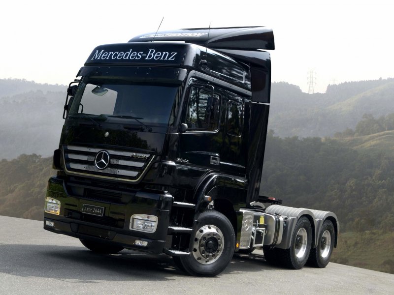 Mercedes-Benz Axor KAMAZ-5490