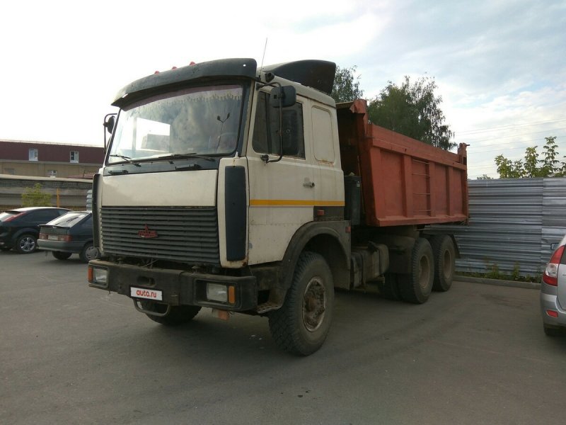 МАЗ 40 тонник самосвал