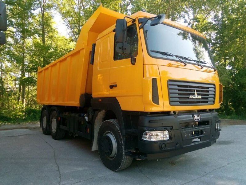 МАЗ 5518а5- 371 самосвал 4 оси
