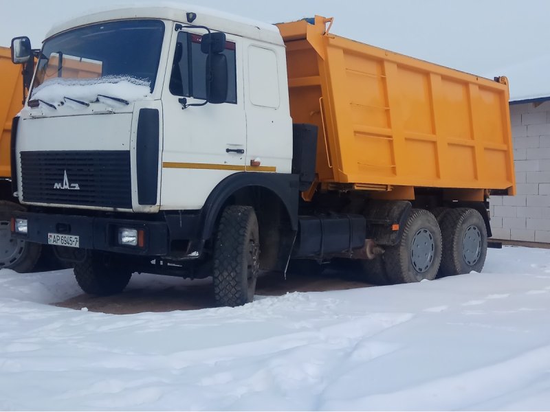 Самосвал МАЗ 6501с9-8520-005
