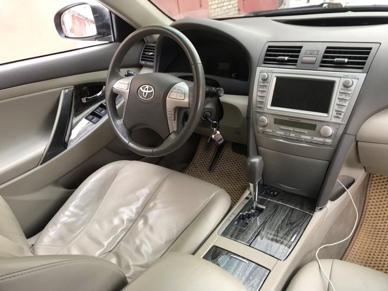 Toyota Camry 40 салон