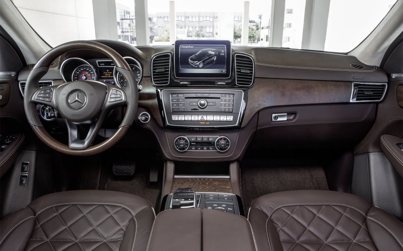 Mercedes GLE 500 интерьер