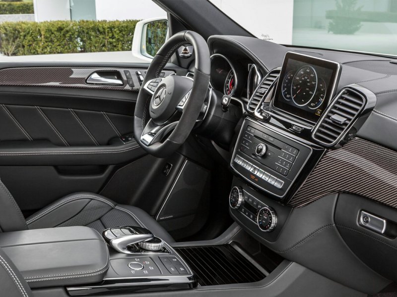 Mercedes Benz AMG GLE 63 S Coupe салон
