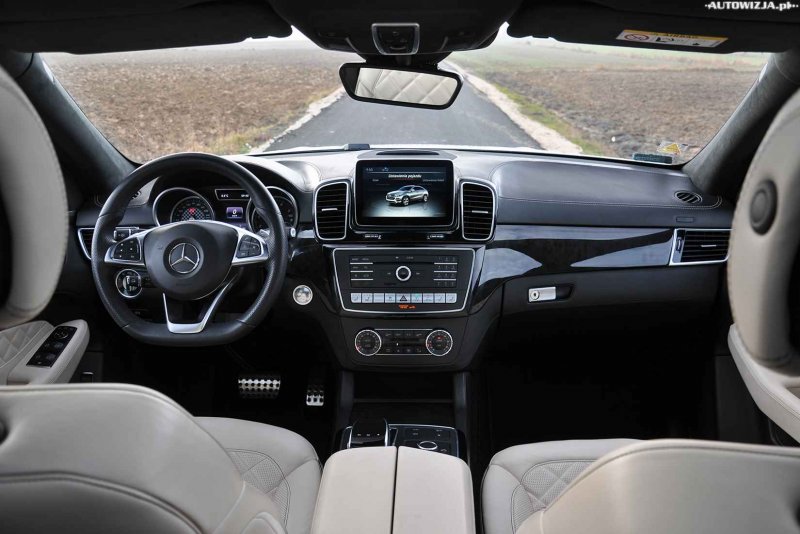 GLE 43 AMG Coupe салон