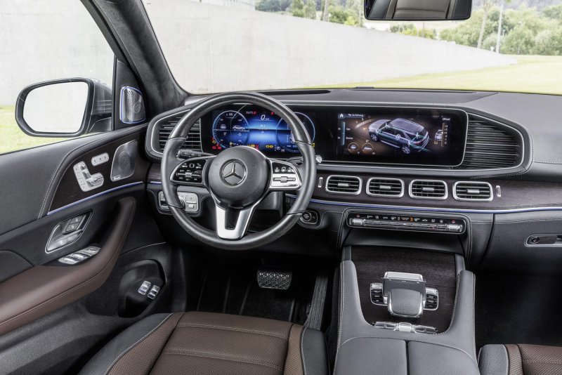 Мерседес Бенц GLE 2019 салон