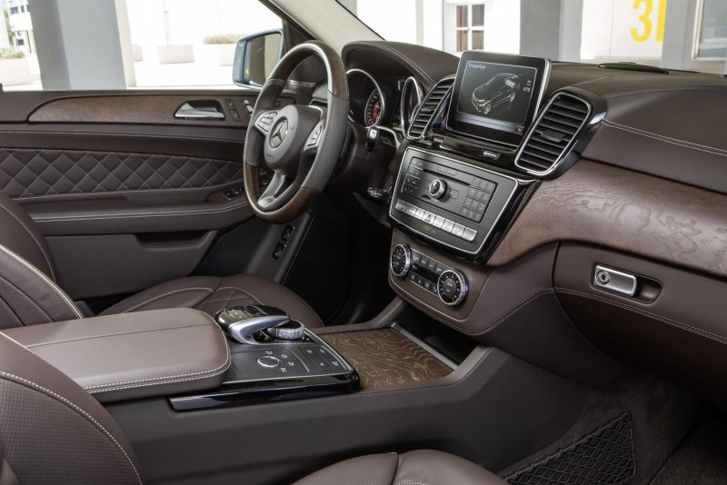 Mercedes Benz gl 63 AMG 2019 салон