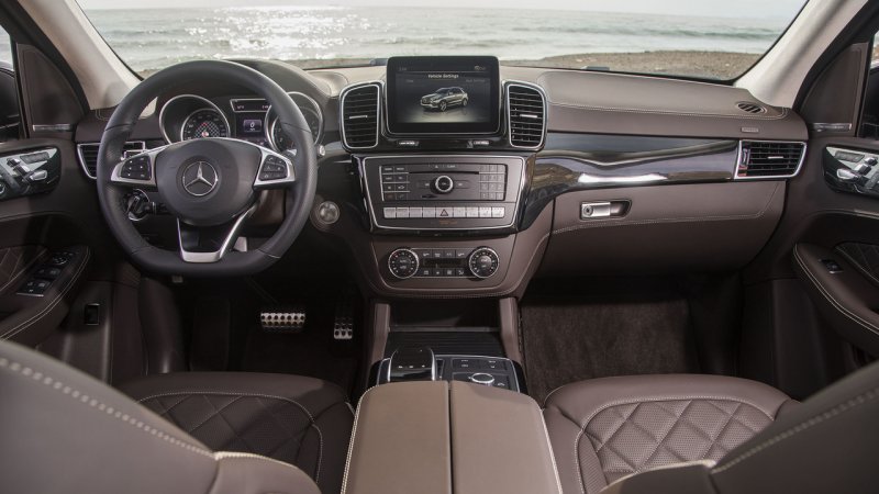 GLE Coupe 2018 салон
