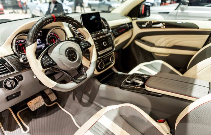 Mercedes Benz GLE 63s салон